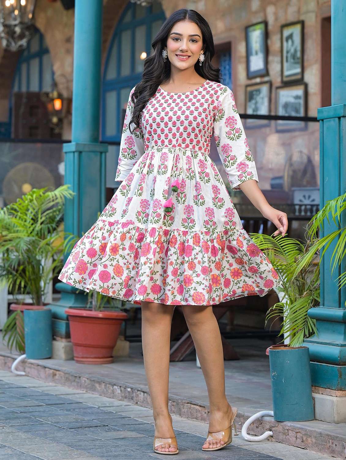 women floral printed round neck tiered ethnic dress