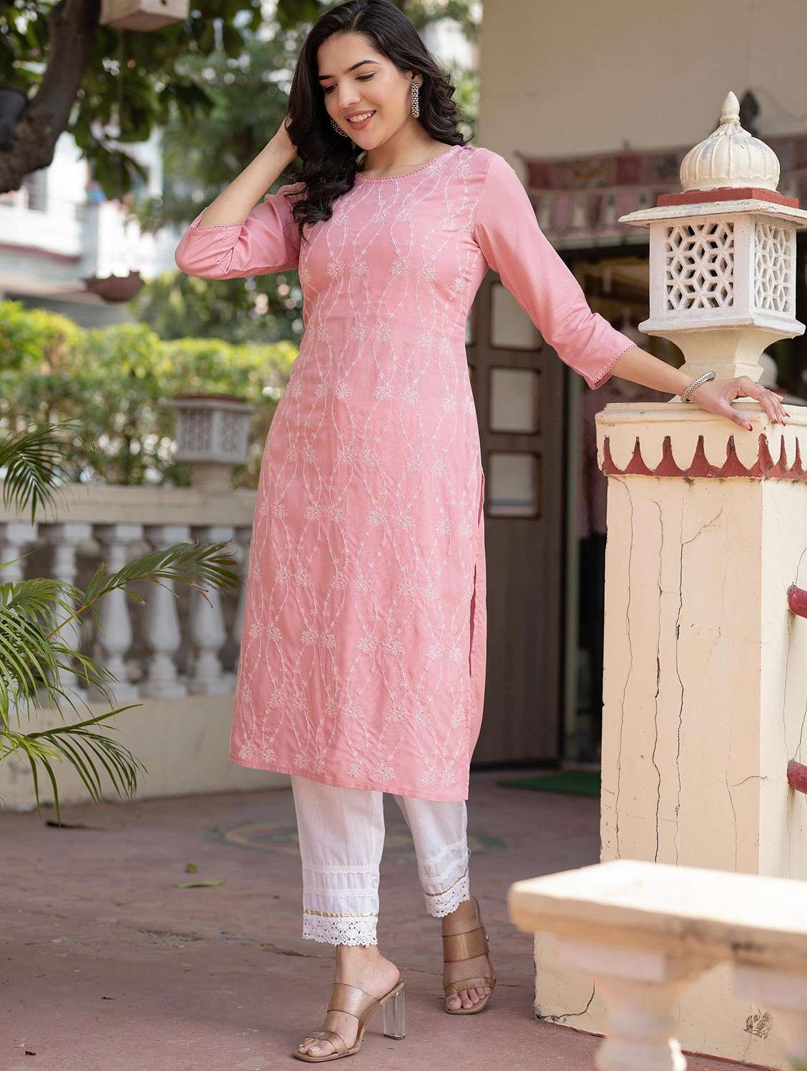 women three quarter sleeve straight kurta - 22014701 -  Standard Image - 2