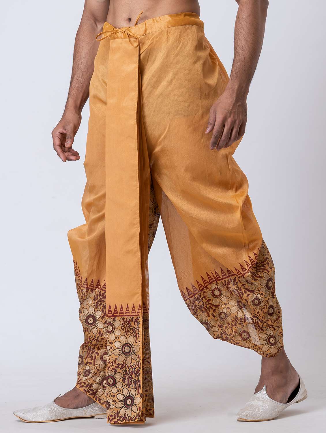 men printed mid rise draped dhoti - 22016533 - Standard Image - 2