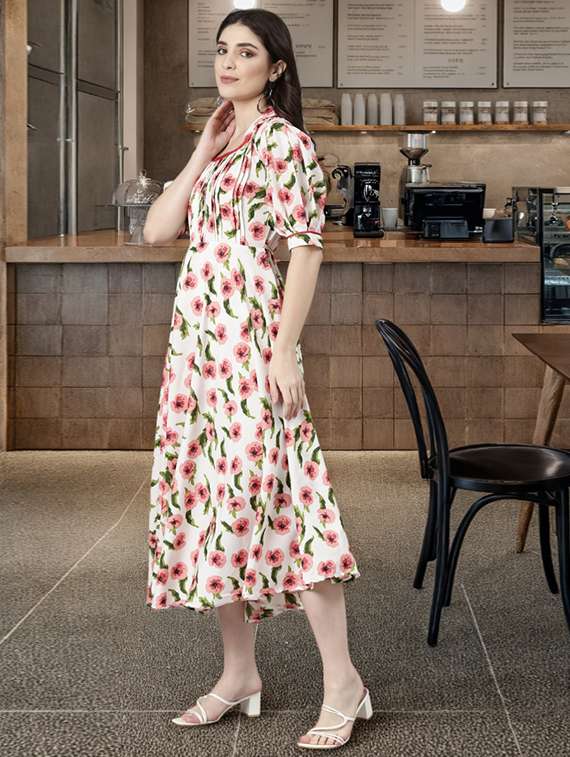 women floral print puff sleeve fit & flare dress - 22017467 -  Standard Image - 2