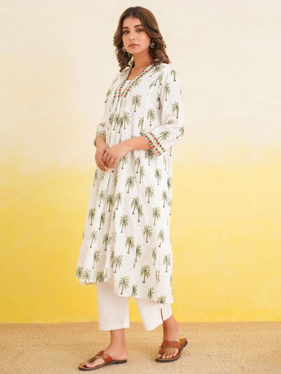 women printed three quarter sleeve kurta and pant set - 22017471 - Standard Image - 2