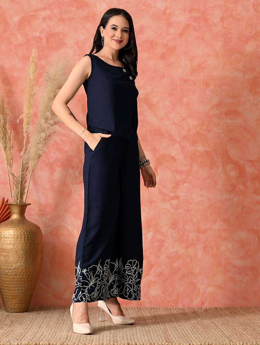 women embroidered top and trouser co-ord set - 22017592 - Standard Image - 2