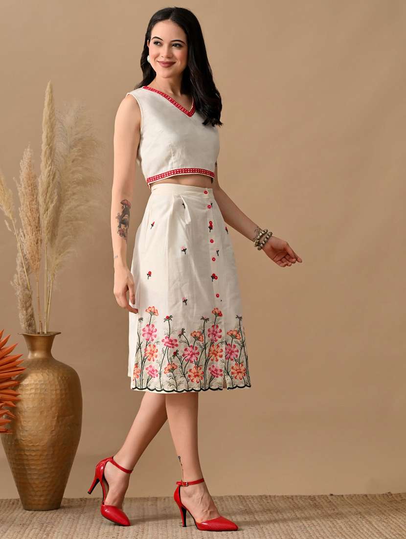women embroidered top and skirt co-ord set - 22017598 - Standard Image - 2
