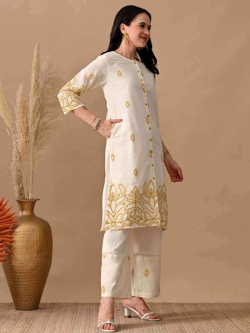 women embroidered three quarter sleeve kurta and pant set - 22017620 - Standard Image - 2