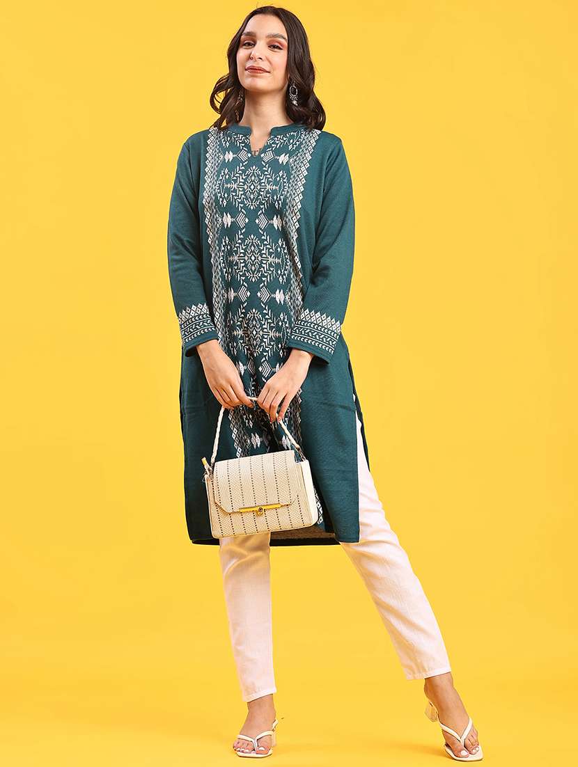 women long sleeve straight woolen kurta - 22018081 -  Standard Image - 2