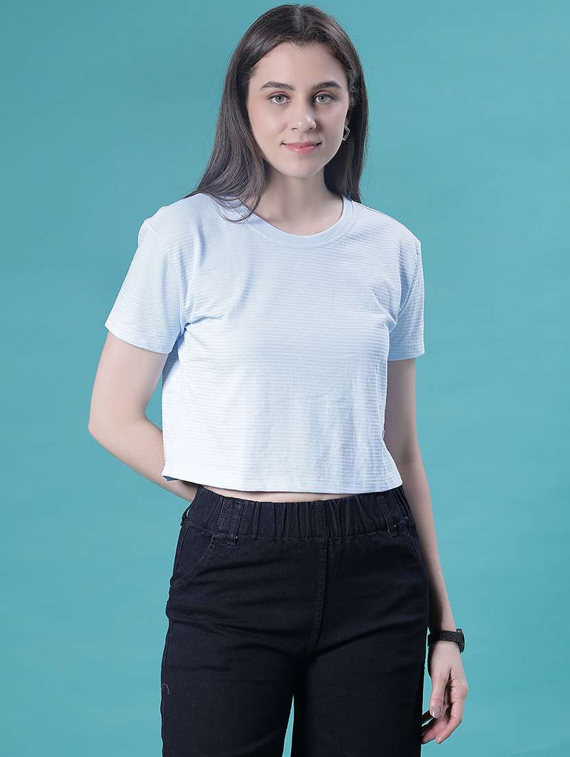 women solid short sleeve crop t-shirt - 22018107 -  Standard Image - 2