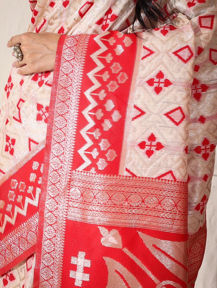 women self design bordered saree with blouse - 22018529 - Standard Image - 7