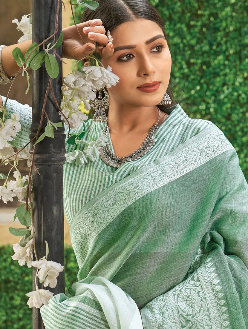 women solid with bordered saree with blouse - 22018557 - Standard Image - 2