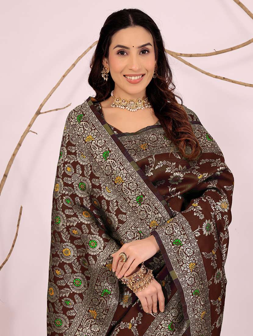 women self design banarasi saree with blouse - 22018976 - Standard Image - 2