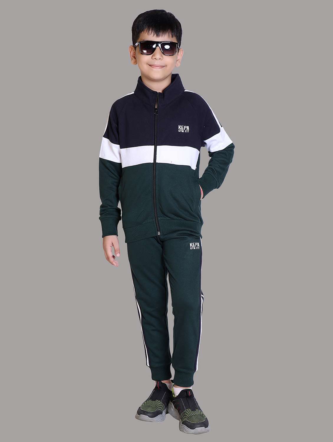boys color blocked hooded track suit