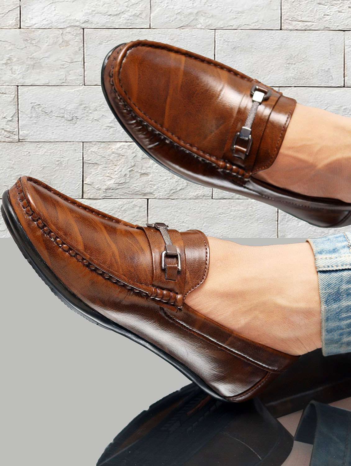 men brown slip on loafer - 22019357 - Zoom Image - 0