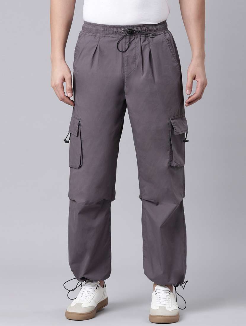 men solid mid rise relaxed fit cargo