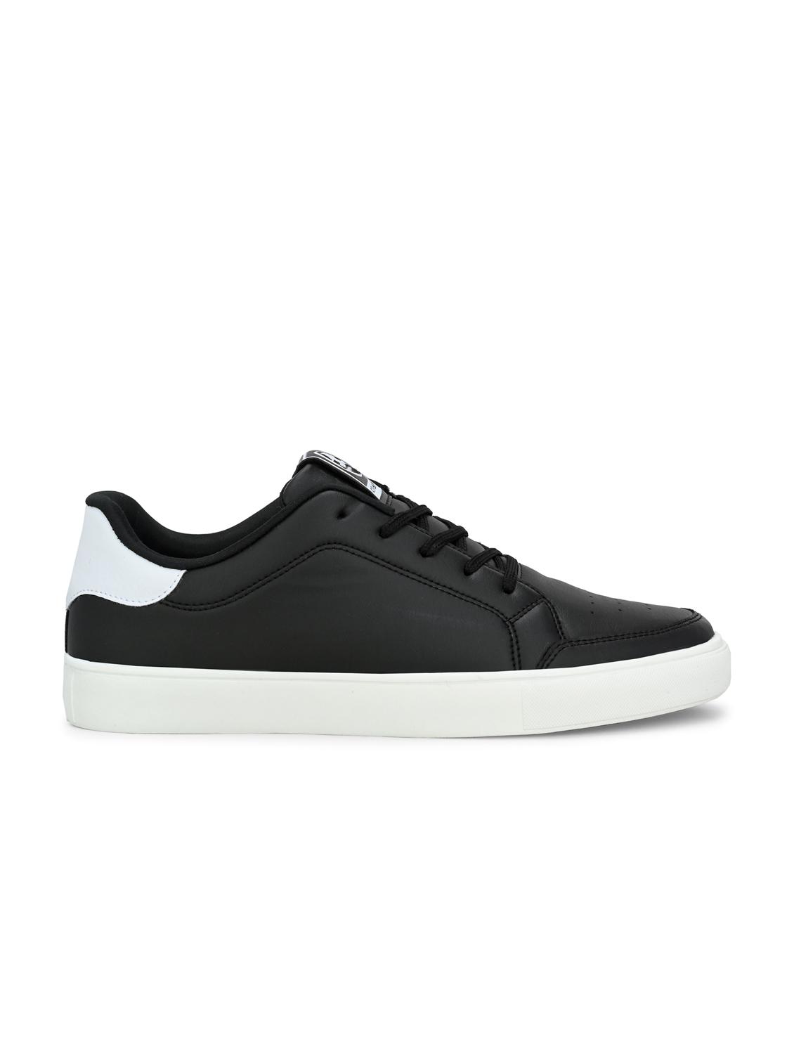 men black lace up sneaker - 22020511 - Standard Image - 2