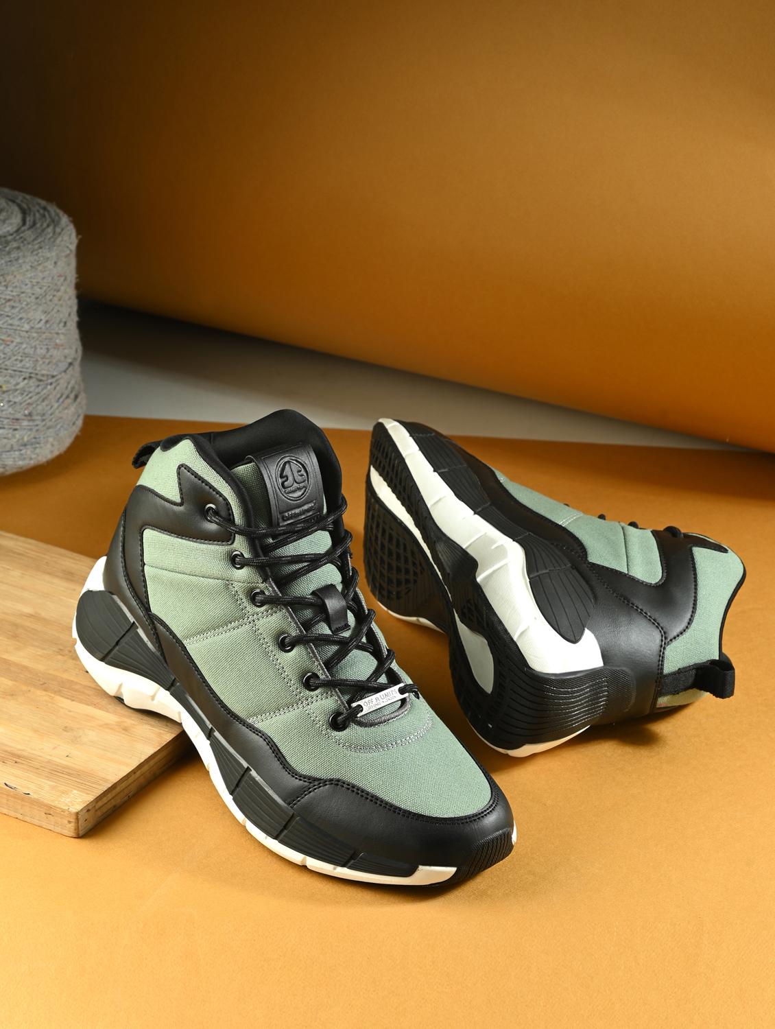 men solid green sport shoe - 22020602 - Zoom Image - 0
