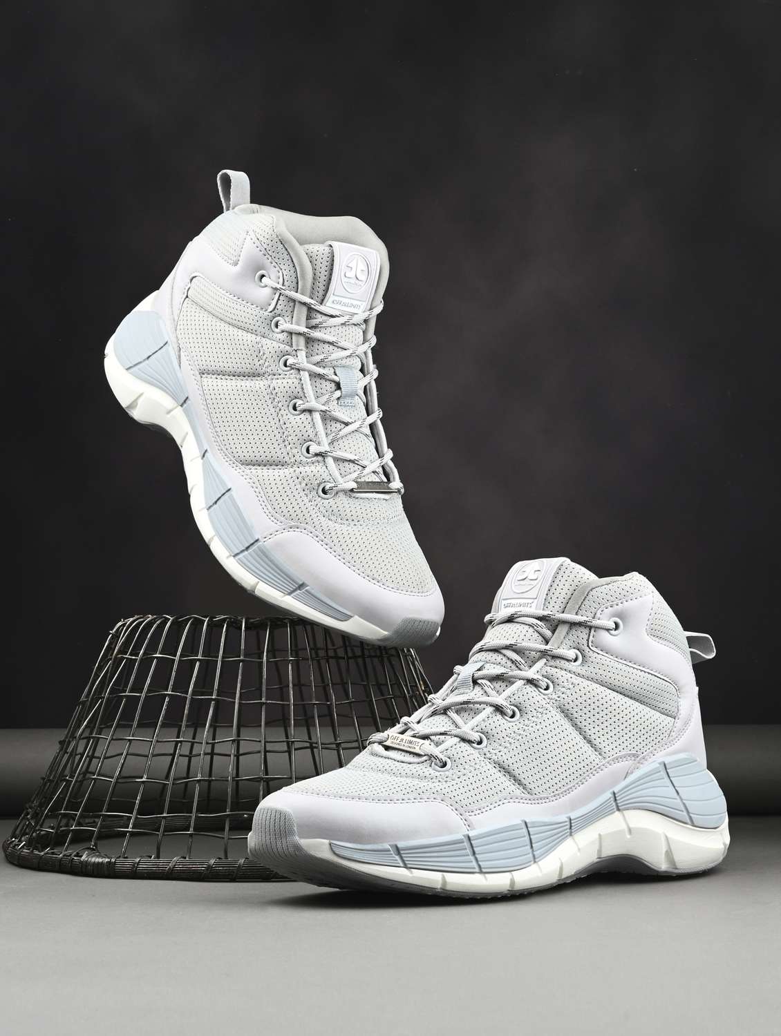 men solid grey sport shoe