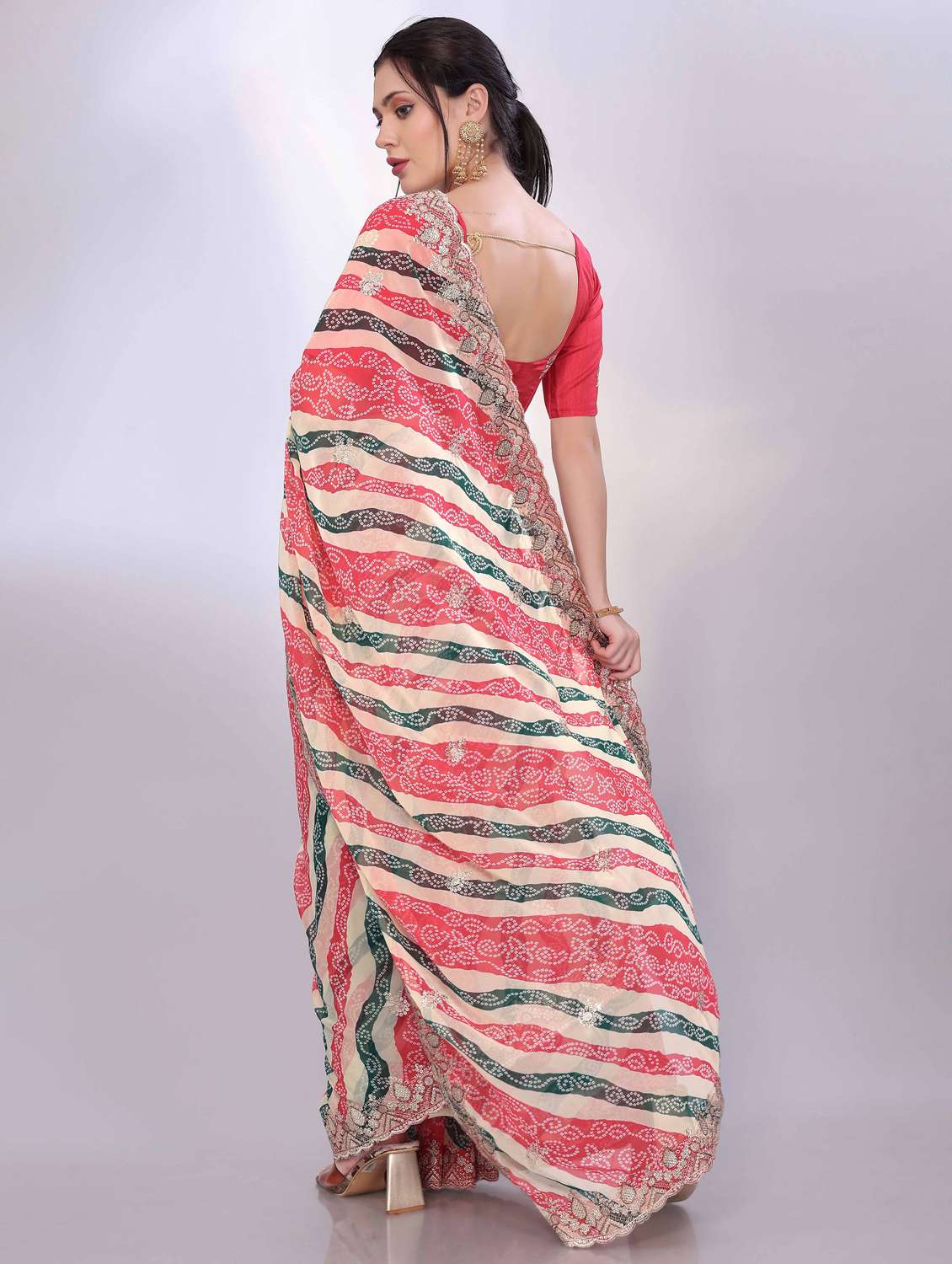 women bandhani printed saree with blouse - 22021295 -  Standard Image - 2