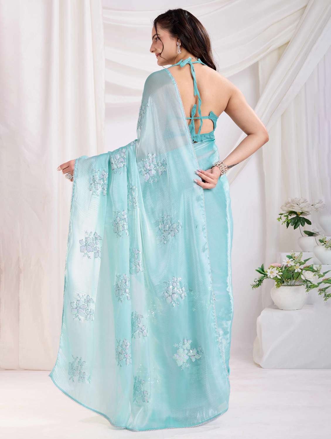 women floral embroidered saree with blouse - 22021310 -  Standard Image - 2