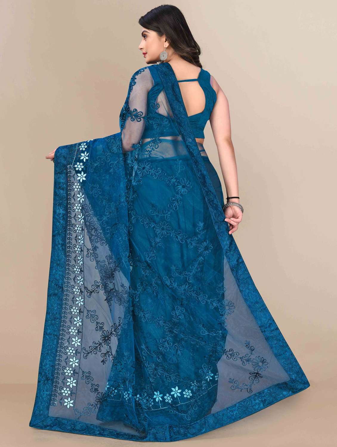 women solid with work embroidered saree with blouse - 22021346 -  Standard Image - 2