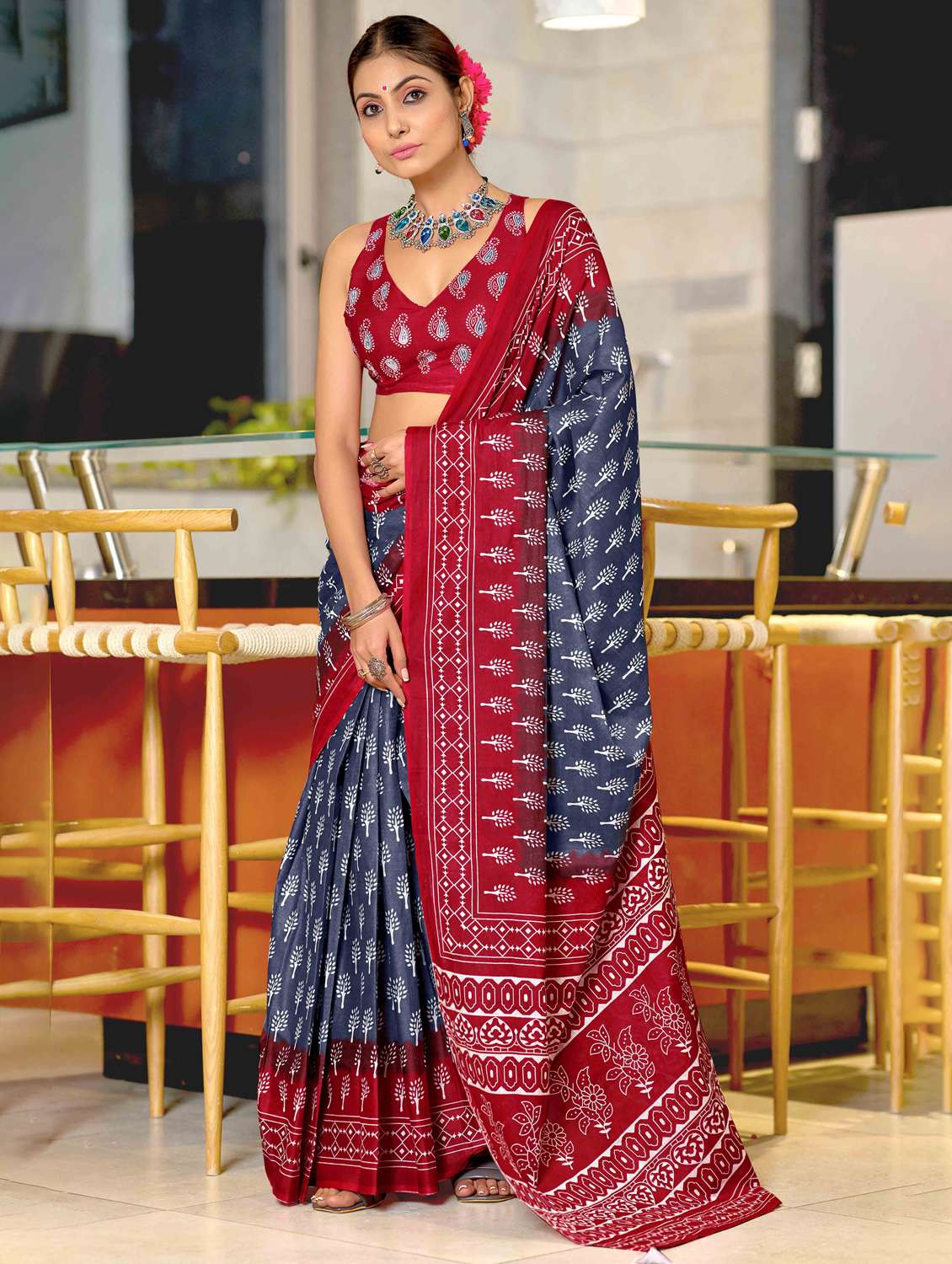 women printed casual wear saree with blouse