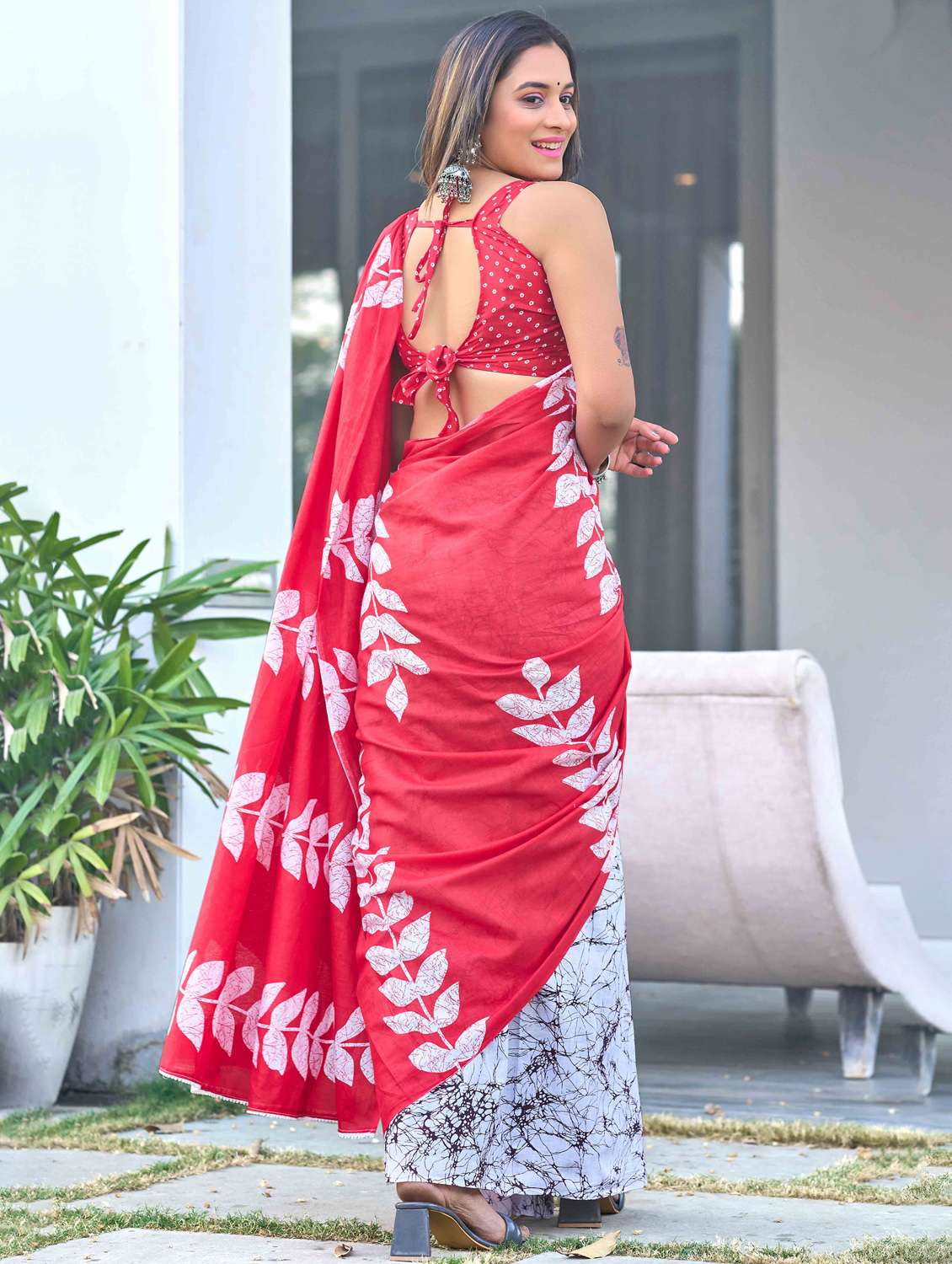 women printed half & half saree with blouse - 22021399 -  Standard Image - 2