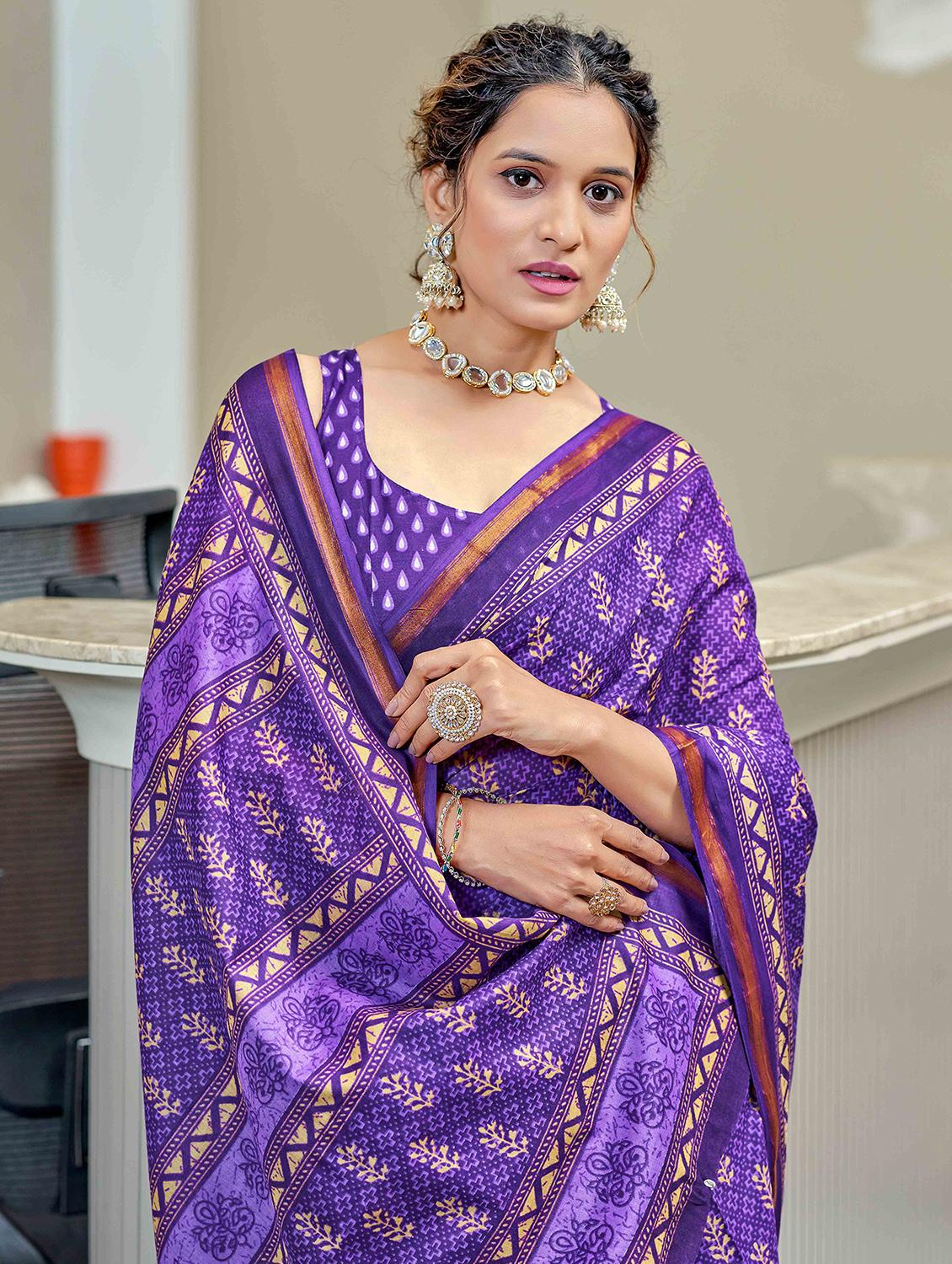 women printed casual wear saree with blouse - 22021415 - Standard Image - 2