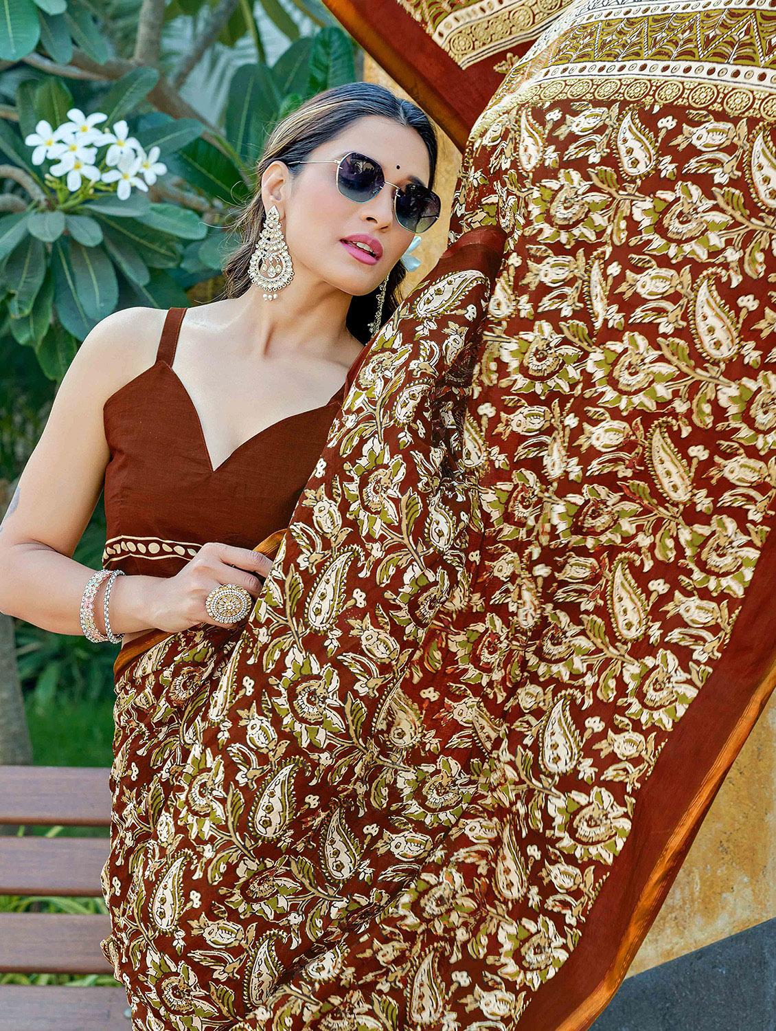 women printed casual wear saree with blouse - 22021422 - Standard Image - 2