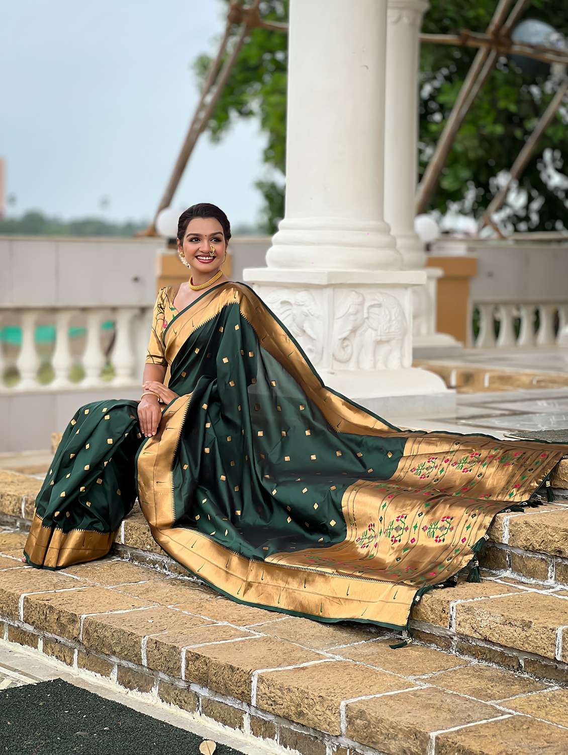 women self design paithani saree with blouse - 22022391 - Standard Image - 2