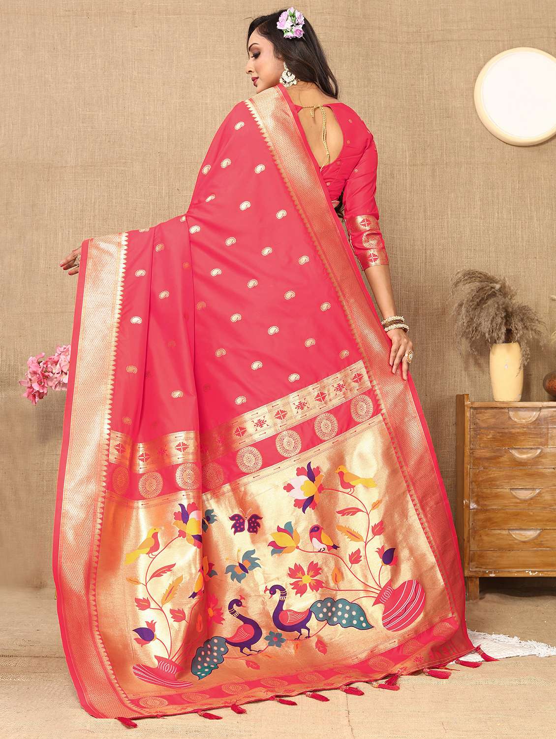 women self design paithani saree with blouse - 22022421 -  Standard Image - 2