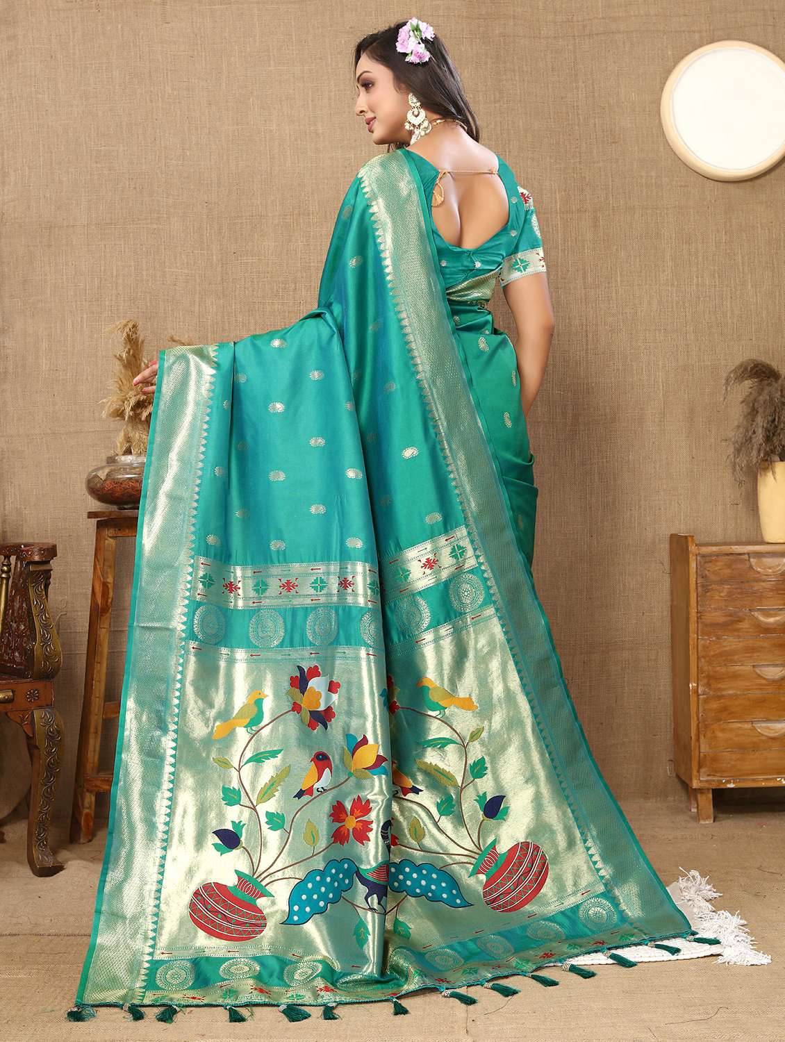 women self design paithani saree with blouse - 22022424 -  Standard Image - 2