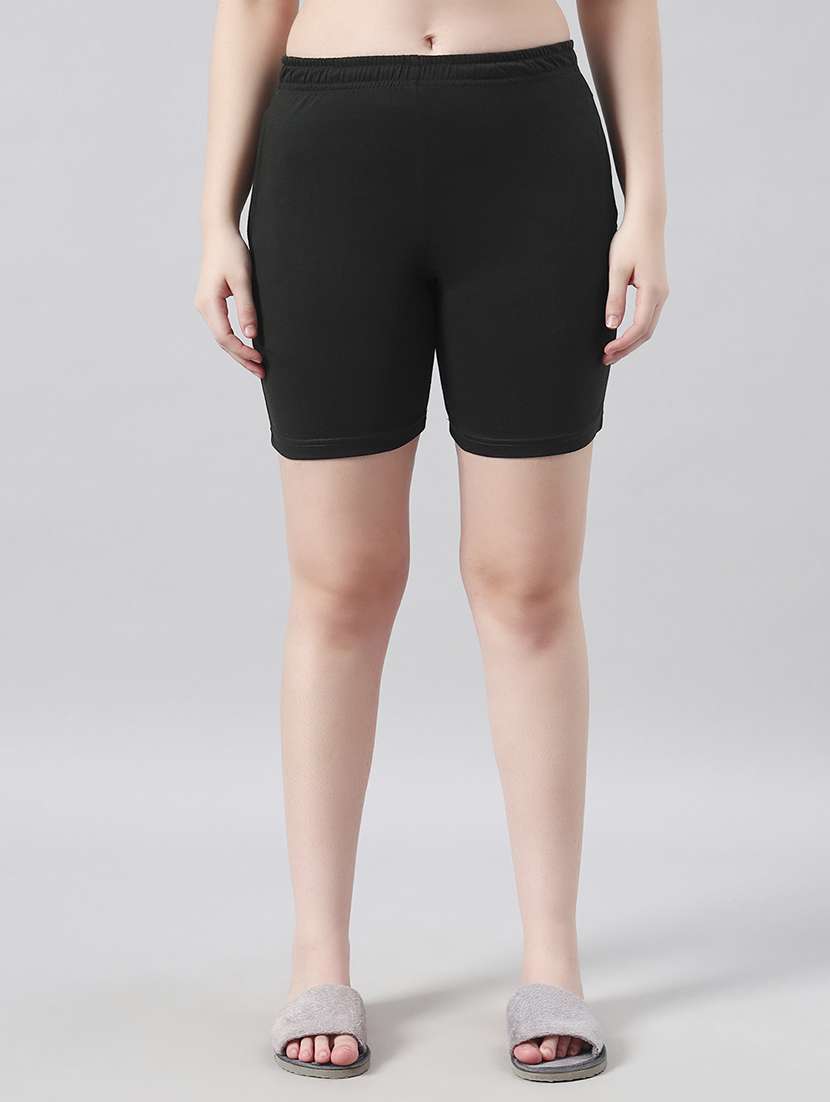 women solid mid rise loung wear shorts - 22022440 - Zoom Image - 0