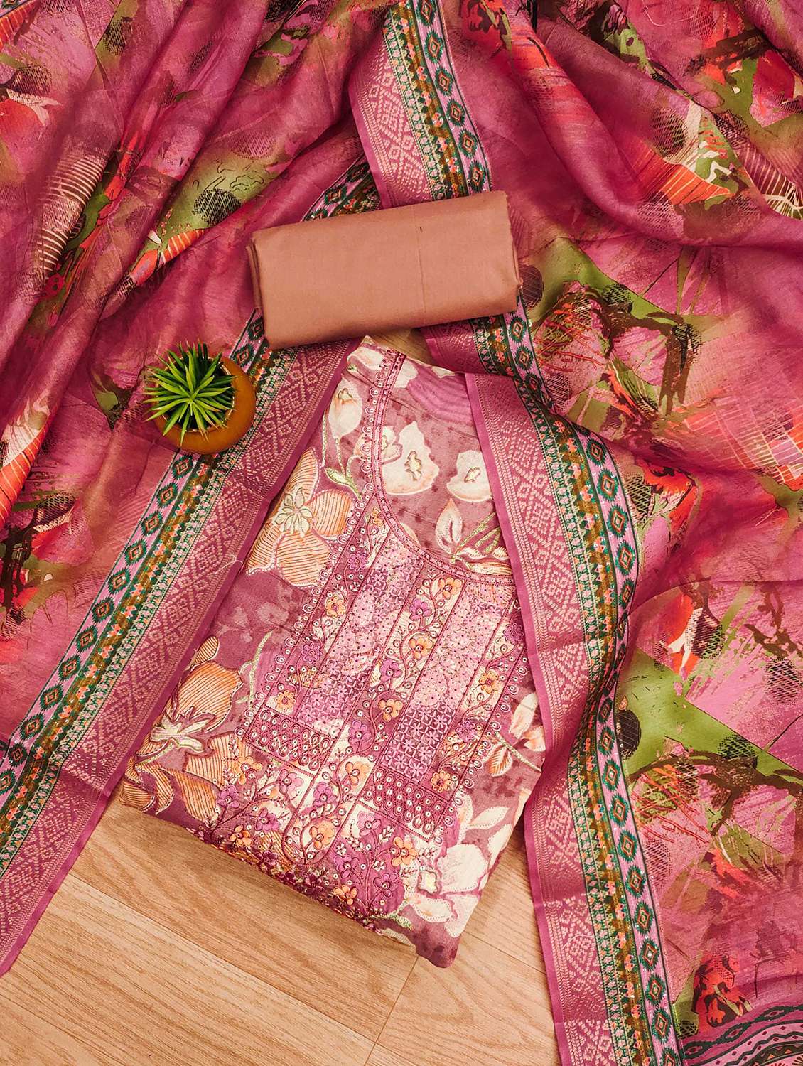 women floral printed embroidered unstitched suit set