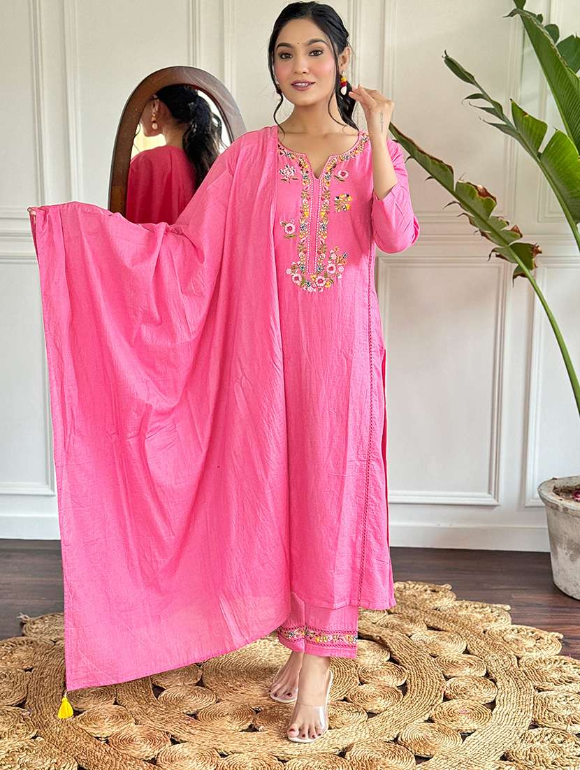 women embroidered three quarter sleeve kurta pant with dupatta set - 22024869 - Standard Image - 2