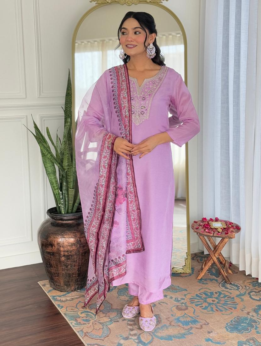 women embroidered three quarter sleeve kurta pant with dupatta set - 22024887 - Standard Image - 2