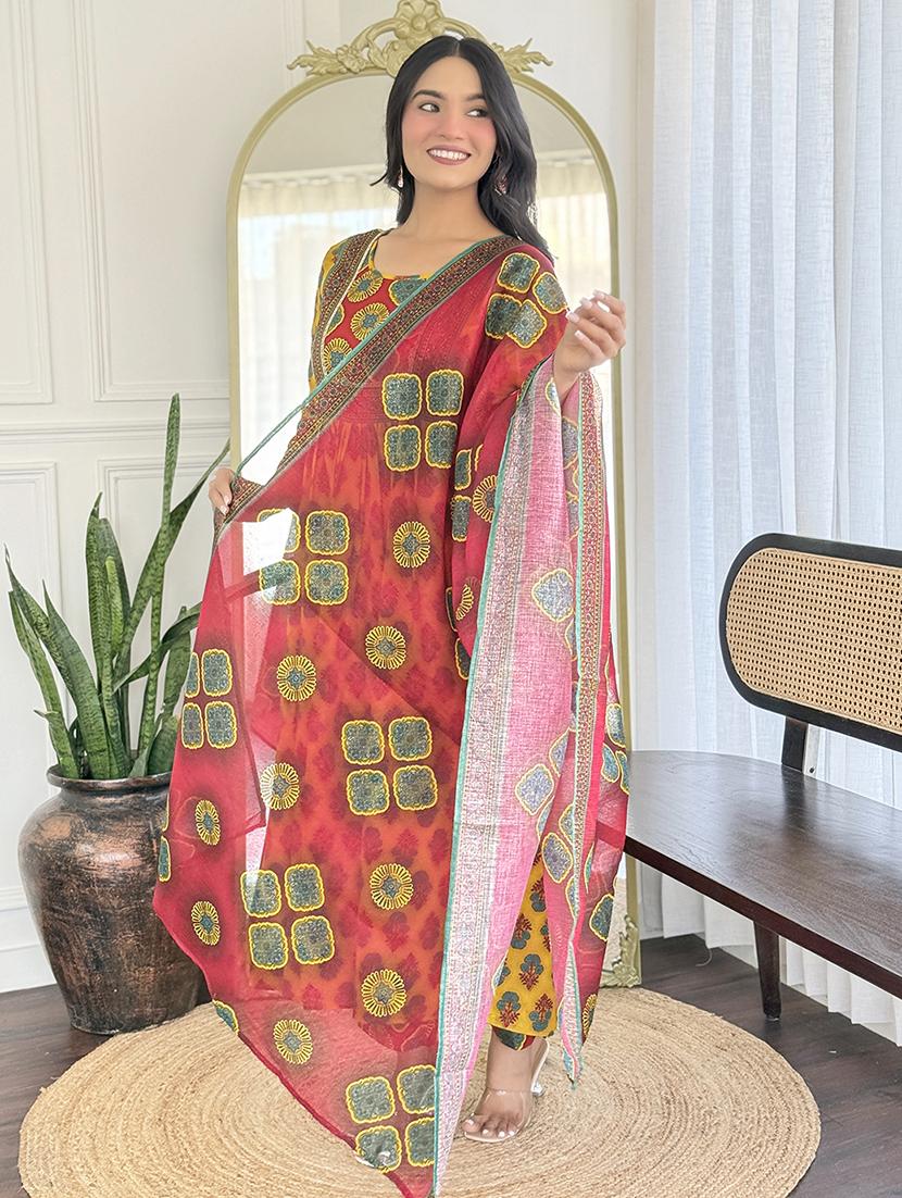 women printed three quarter sleeve kurta pant with dupatta set - 22024892 - Standard Image - 2