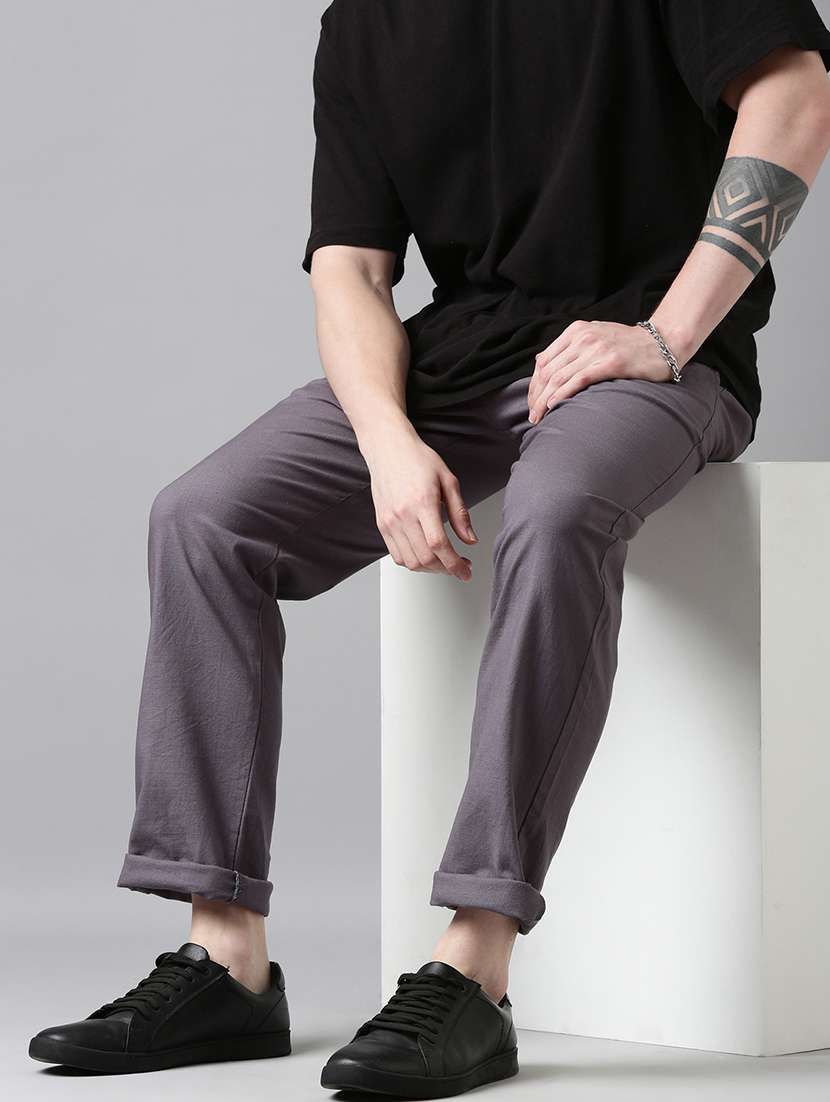 men solid mid rise relaxed chinos