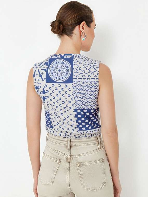 women printed sleeveless crop vest top - 22026180 -  Standard Image - 2