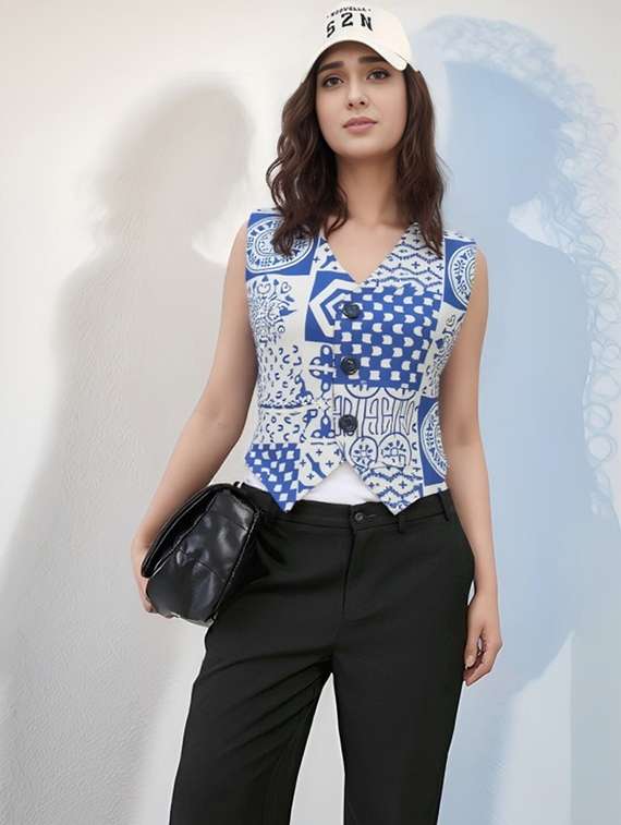 women printed sleeveless crop vest top - 22026186 - Standard Image - 2