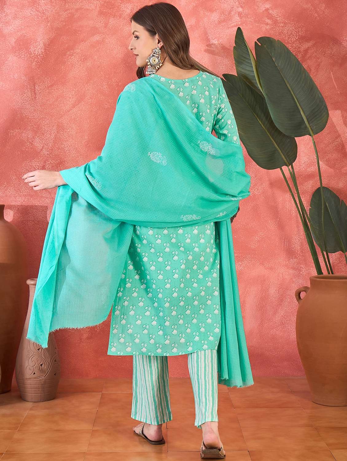 women printed three quarter sleeve kurta pant with dupatta set - 22026240 - Standard Image - 2