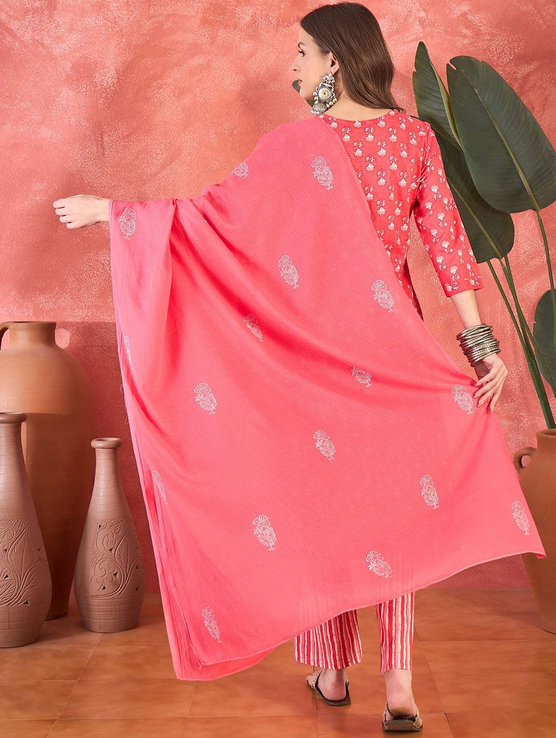 women printed three quarter sleeve kurta pant with dupatta set - 22026241 - Standard Image - 2