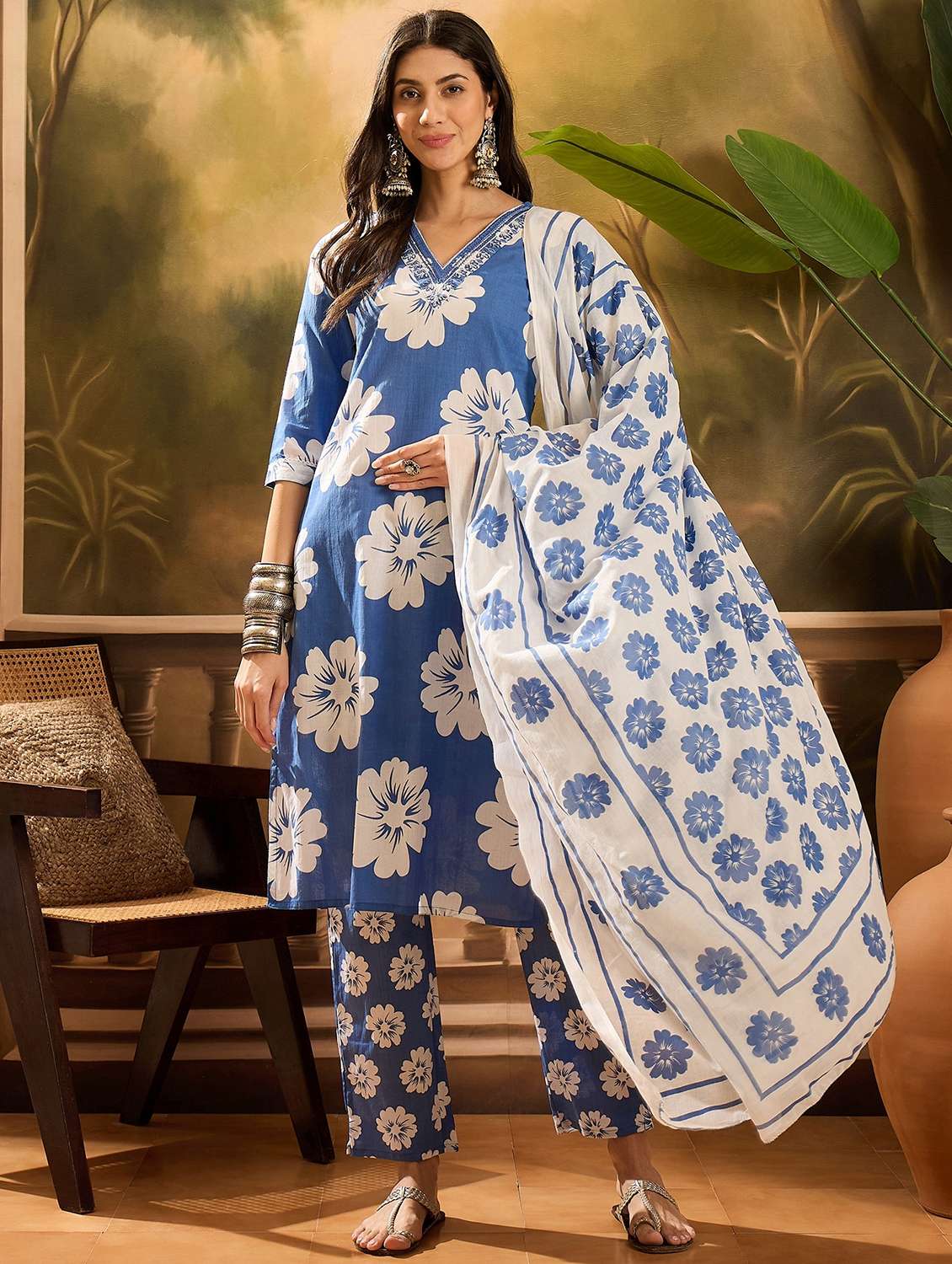women floral printed three quarter sleeve kurta pant with dupatta set