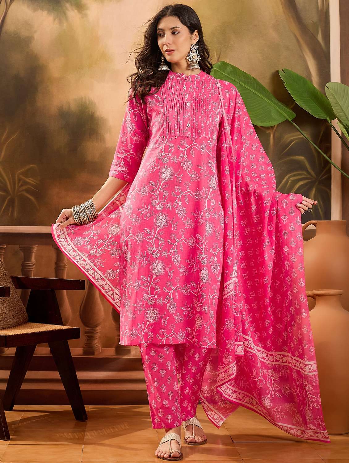 women printed three quarter sleeve kurta pant with dupatta set