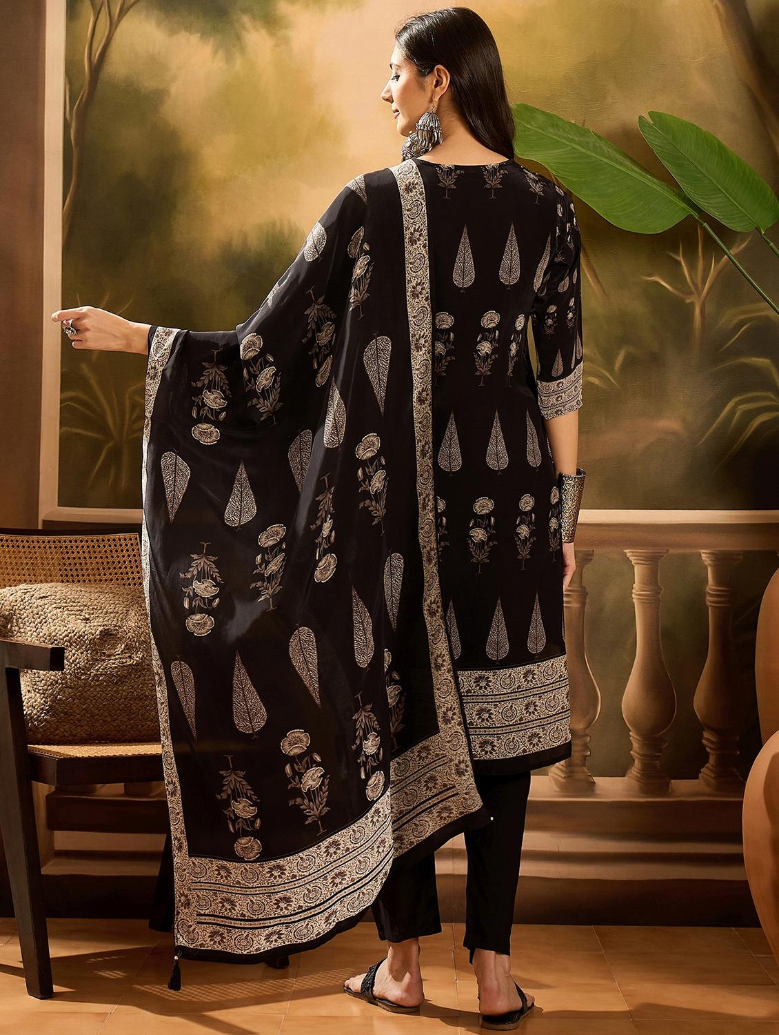 women printed three quarter sleeve kurta pant with dupatta set - 22026277 - Standard Image - 2