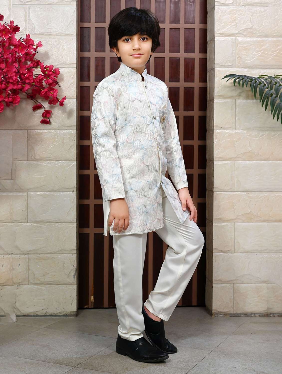 boys embroidered mandrain collar sherwani set - 22026298 - Standard Image - 2