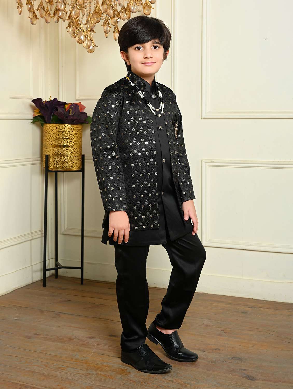 boys embroidered mandrain collar sherwani set - 22026301 - Standard Image - 2