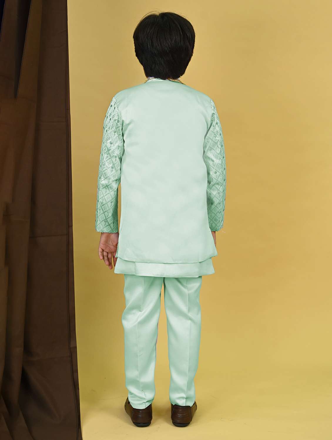 boys embroidered mandrain collar sherwani set - 22026303 - Standard Image - 2