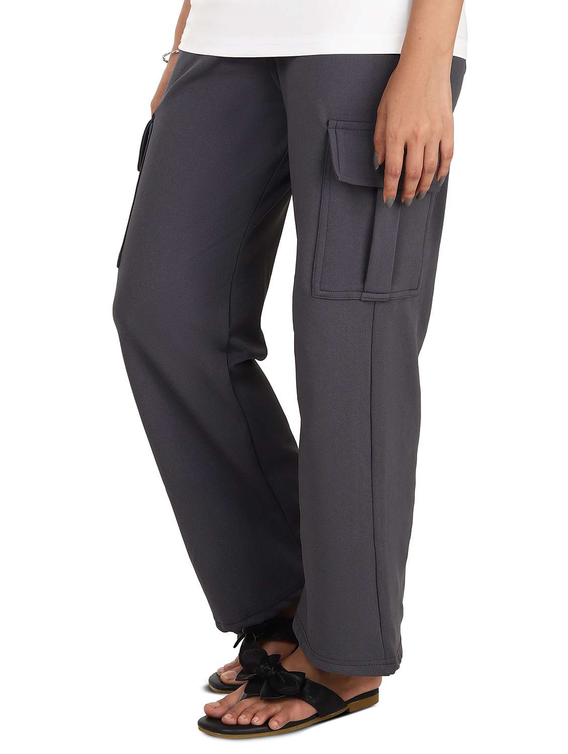 women solid mid rise relaxed fit cargo - 22027039 -  Standard Image - 2