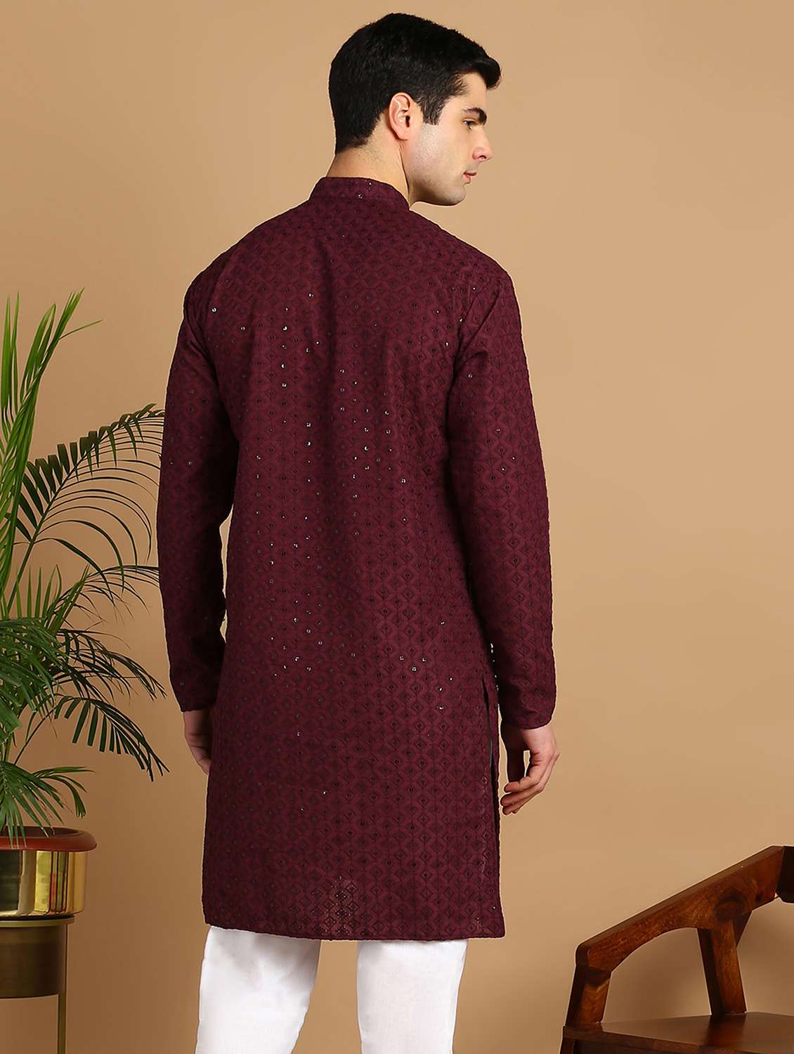 men solid with work mandarin neck long kurta - 22027132 - Standard Image - 2