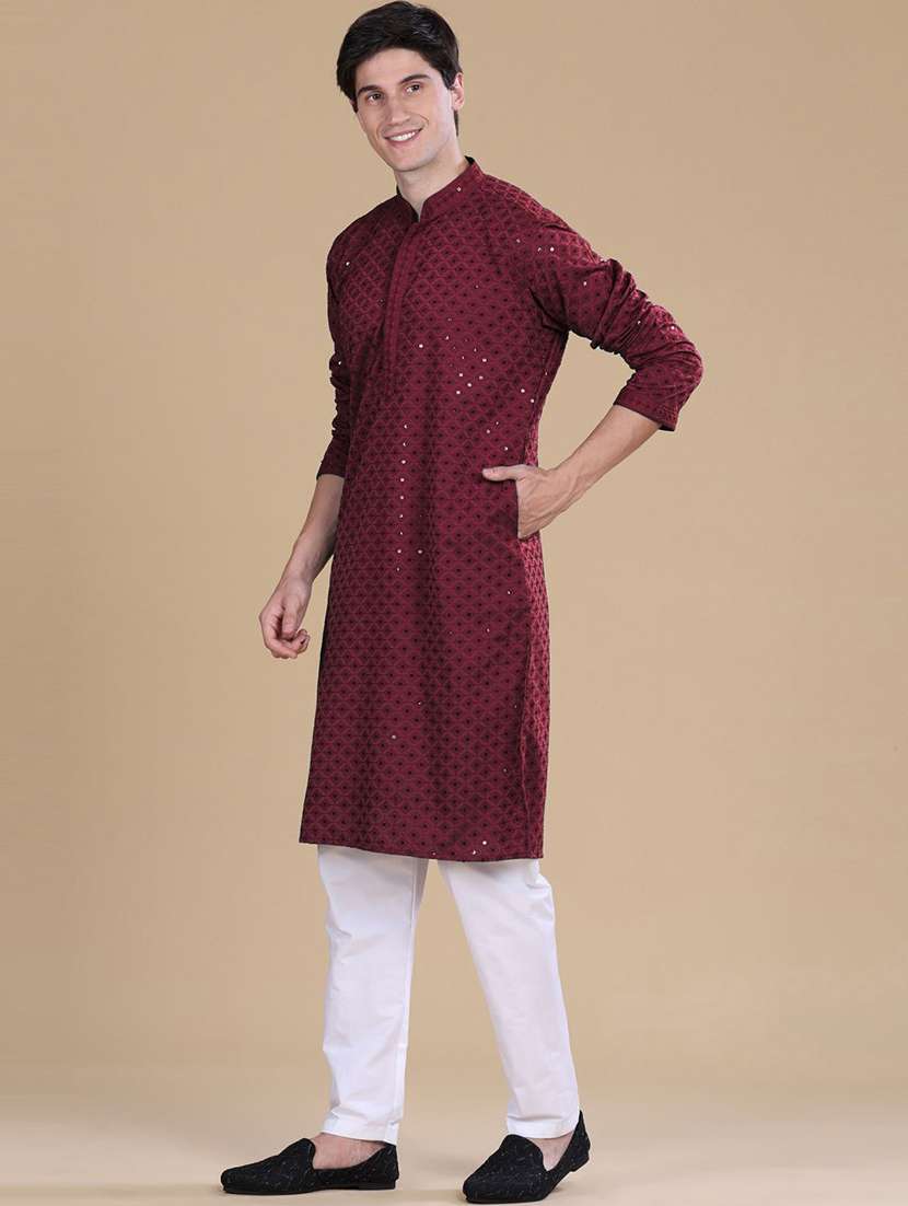 Men Solid With Work Mandarin Neck Long Kurta
