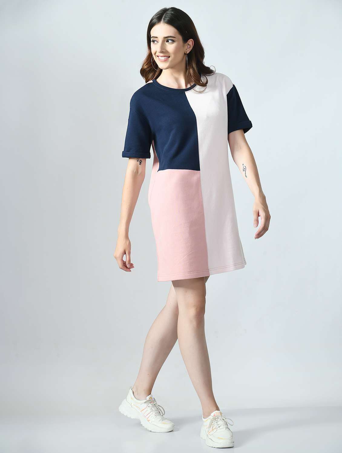 women color blocked short sleeve dress - 22028729 - Standard Image - 2