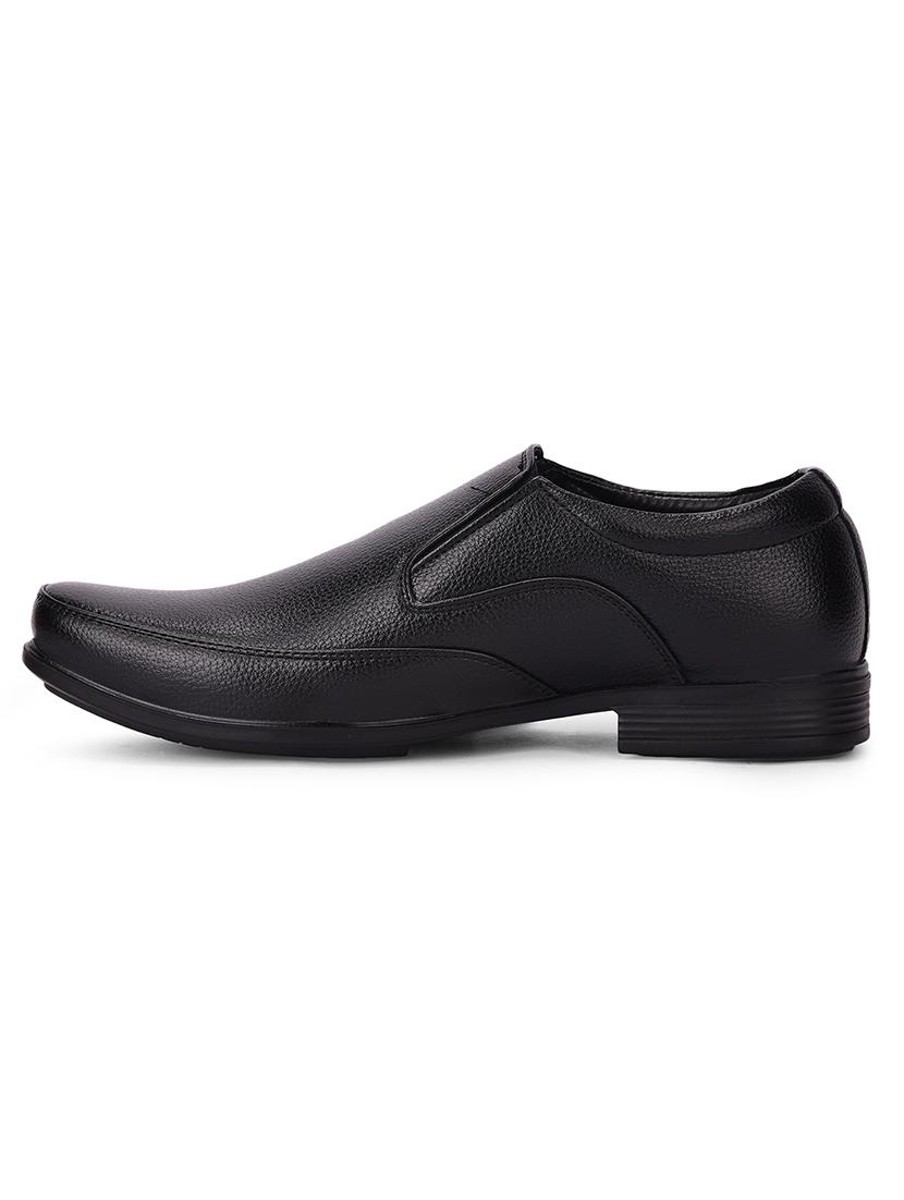 men solid slip on formal shoes - 22029093 - Standard Image - 2